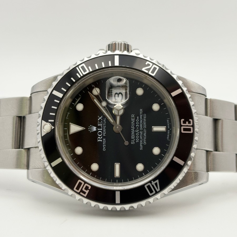 Rolex - Submariner Date 2001 16610